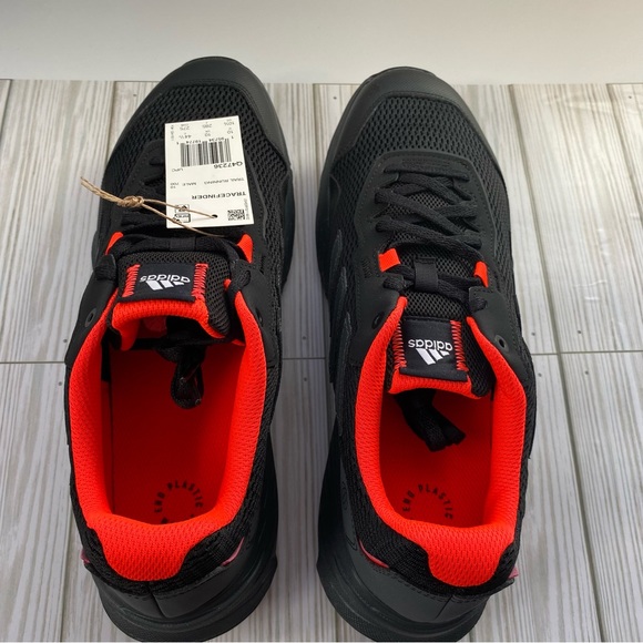 Adidas Mens 10.5 Tracefinder trail running shoes sneakers Q47236 new with tags - Picture 7 of 11